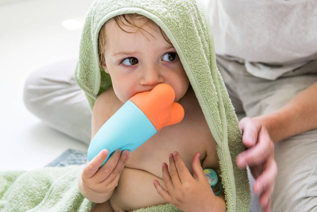 Quut Squeezi - Squish, squash bath time fun made easy!