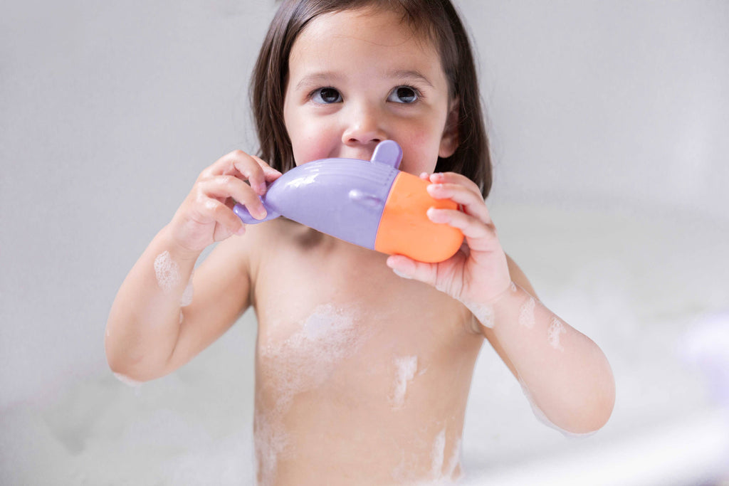 Quut Squeezi - Squish, squash bath time fun made easy!