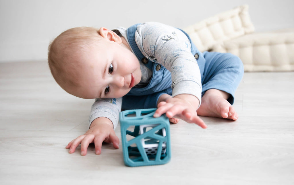 Chew Cube - Silicone Teether Rattle: Mint