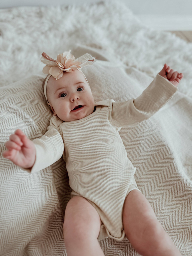 SALUT: Organic Waffle onesie (Natural)