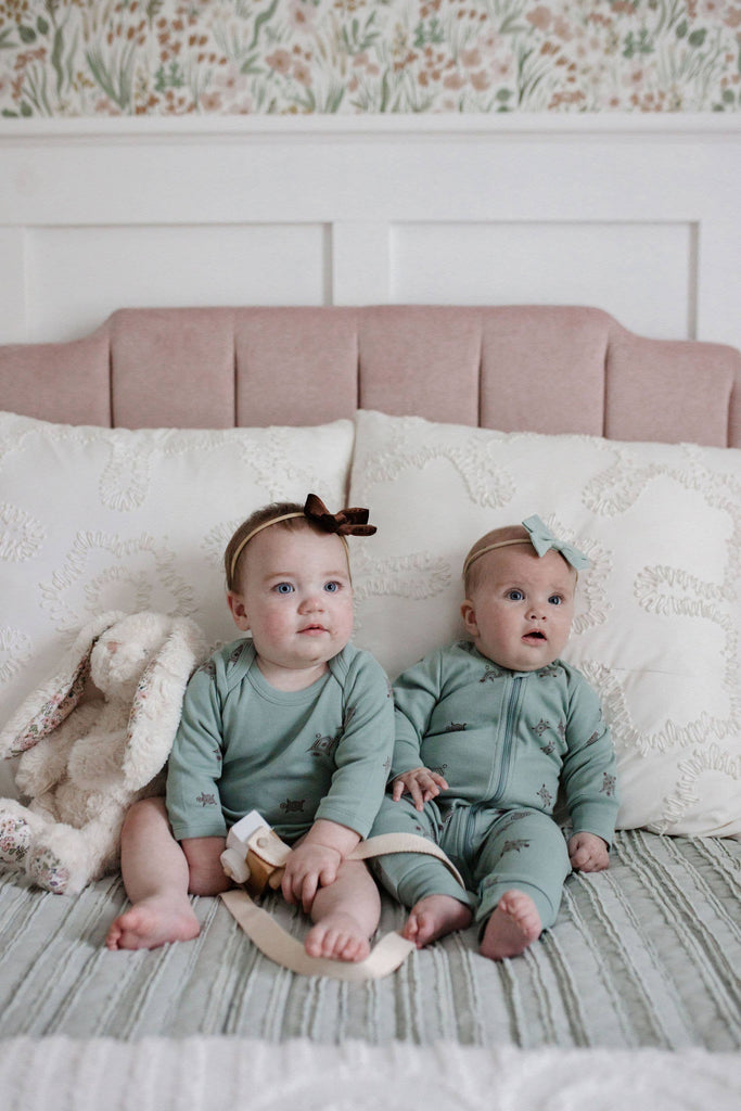 HAWKSBILL: Organic Onesie/Bodysuit- Turtle print