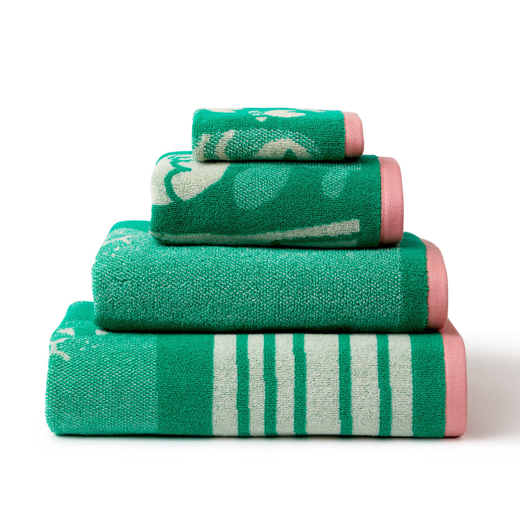 Birds and Bees Bath towel