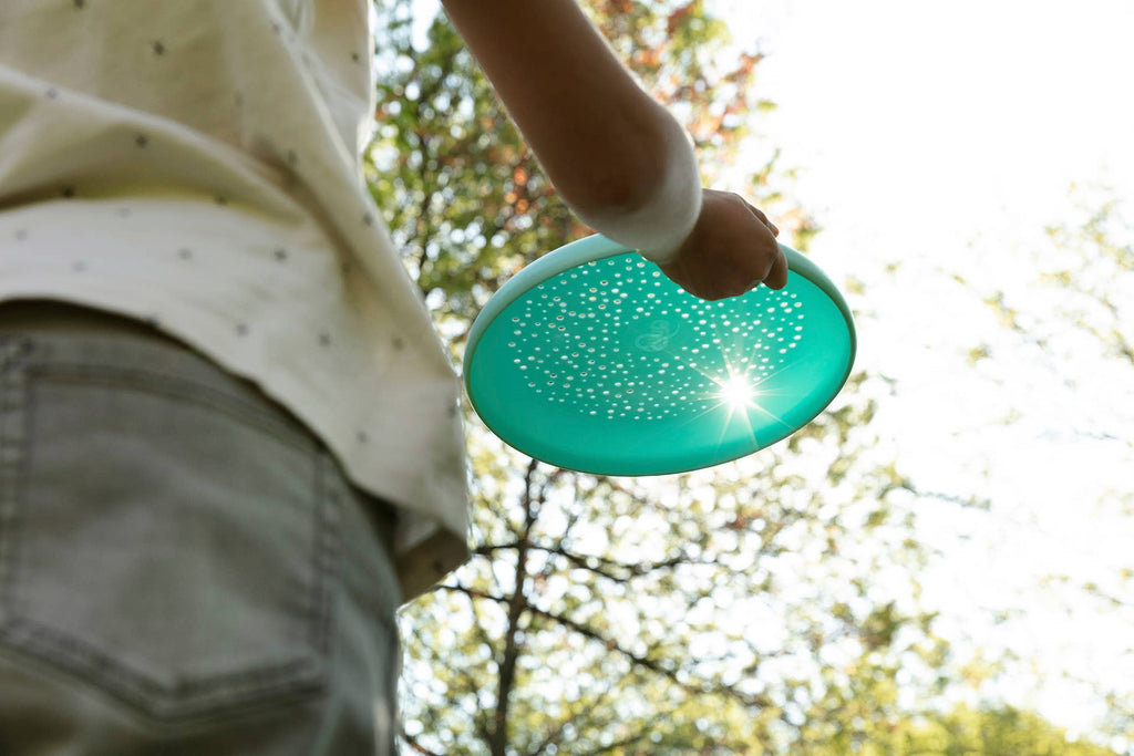 Quut Flying Disc and Sand Sifter. Beach Sand and Pool Toy.