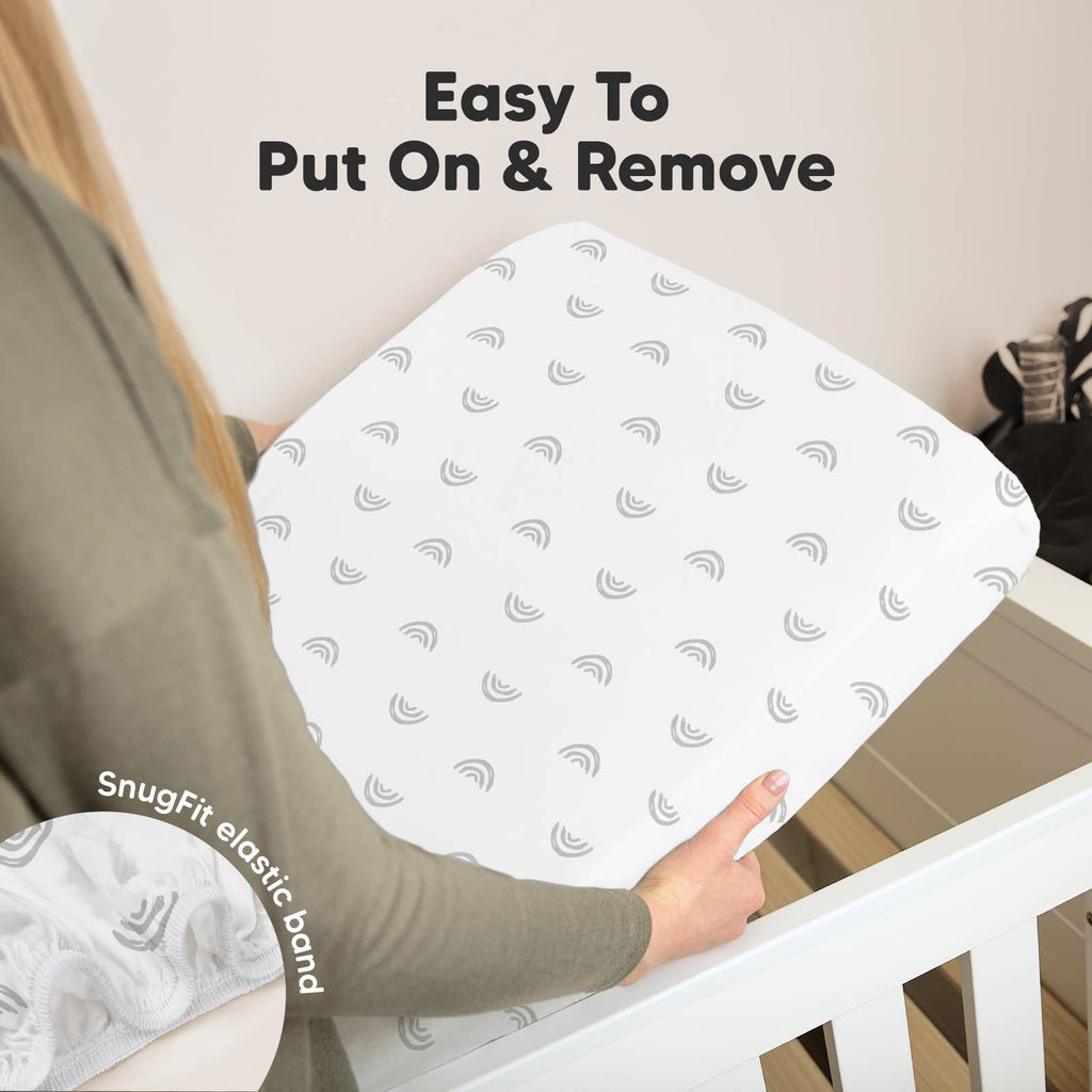 Soothe Fitted Crib Sheets: Rainbow