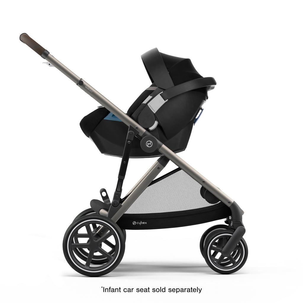 LA Floor Model (open) Gazelle S Stroller