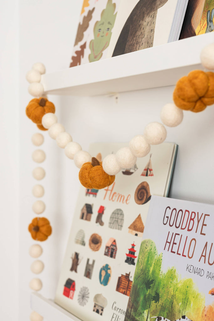 Harvest Pumpkin White balls Halloween Felt Garland