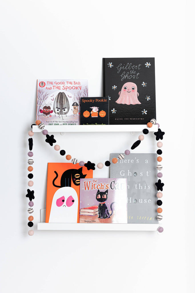 Black Star Halloween Felt Garland